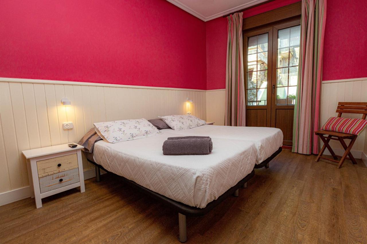 Pension Amaiur San Sebastian Exterior photo